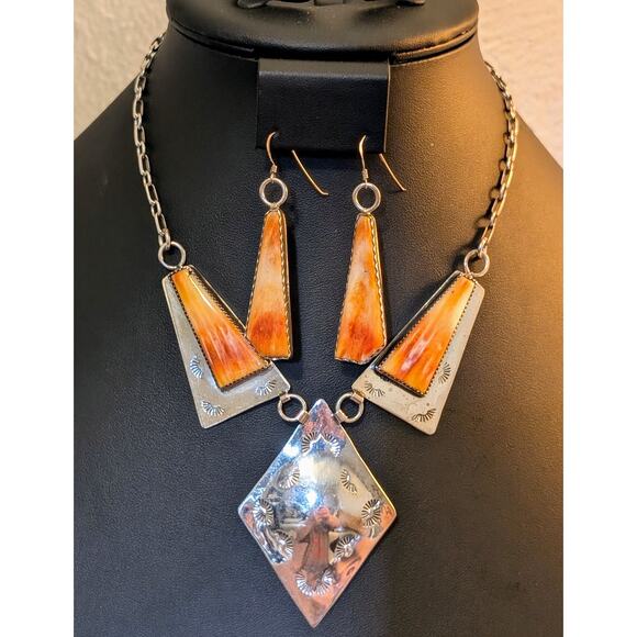 Navajo Native American Sterling B.J. Guerro Spiny Oyster Necklace & Earrings Set - Picture 1 of 11
